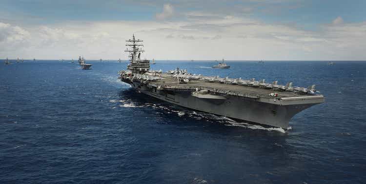 Aircraft Carrier USS Ronald Reagn (CVN 75)