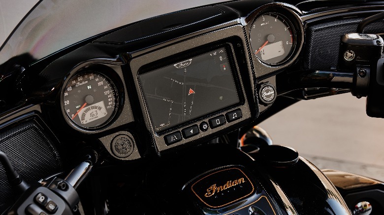 The instrument cluster of the 2024 Indian Roadmaster Elite