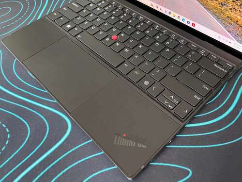 Lenovo ThinkPad Z13 Gen2 keyboard