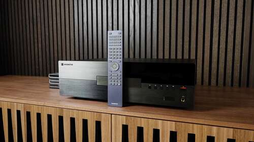 Magnetar UDP900 Disc Player