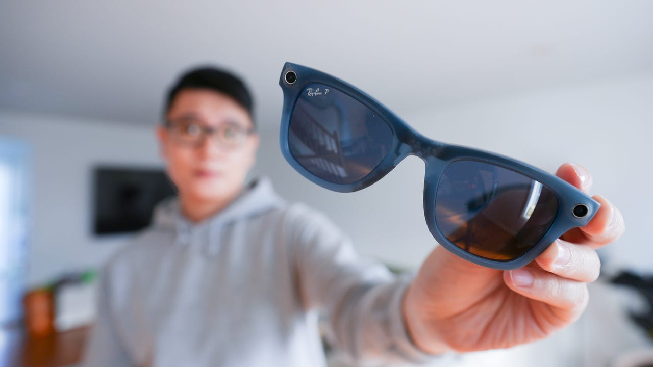 Meta Ray-Ban Smart Glasses