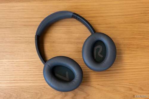 SoundPEATS Space headphones with left and right indicators inside the earcup