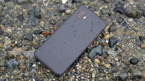 Galaxy xcover6 pro beach rocks