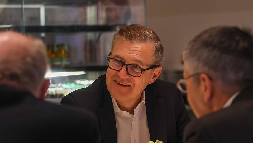 Jan-Christian Dreesen bei der Eröffnung der Sonderausstellung "Alles Gute, Sepp Maier!" im FC-Bayern-Museum in der Allianz Arena.