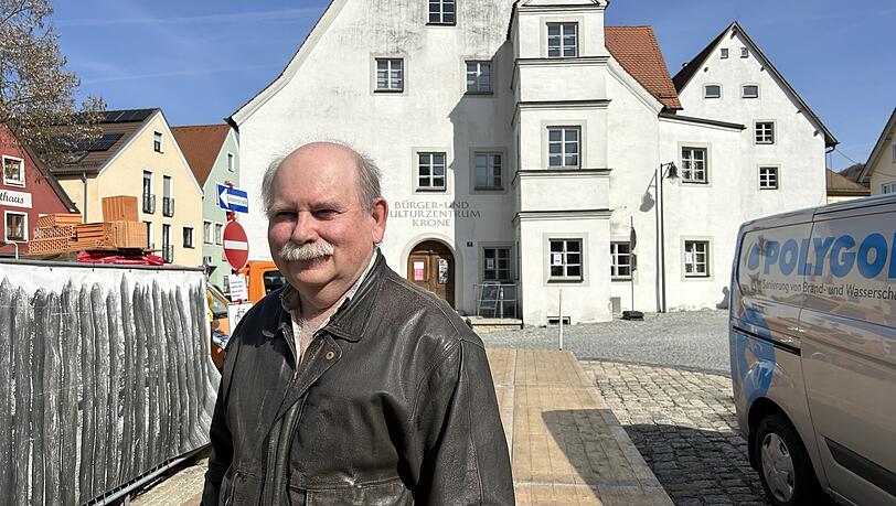 Jäger Eduard Amler (70) gab auch einen DNA-Abstrich ab. Er dachte erst an falsche Polizisten, als man ihn anrief.