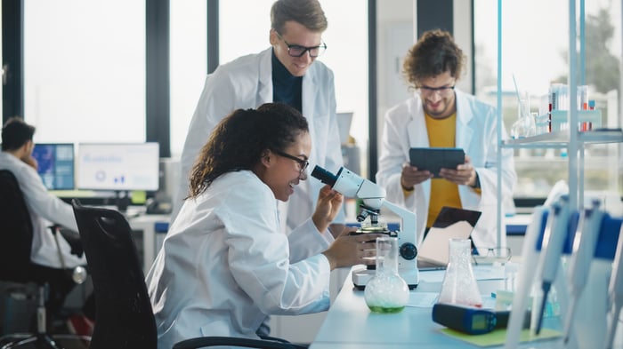 Scientists working in a lab.