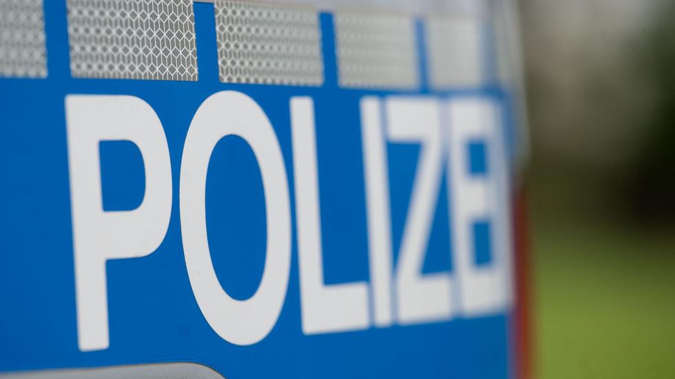 Berlin-Spandau: Ein Einsatzfahrzeug der Polizei.