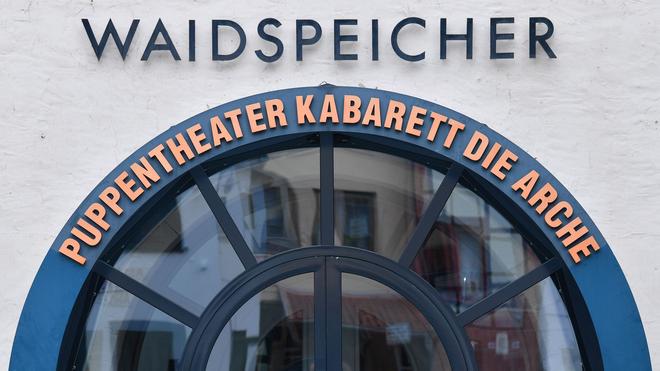 Geschichte: Das Theater Waidspeicher in Erfurt.