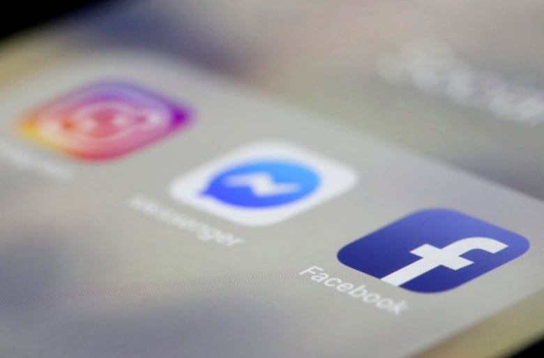 Close-up photo of apps Facebook, Facebook messenger and Instagram.