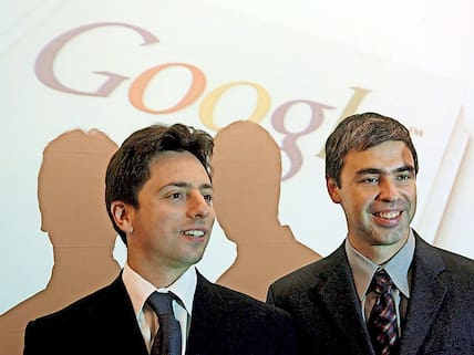 Herren einer neuen Architektur des Suchens: Die Google-Gründer Sergey Brin und Larry Page bei einer Presse­konferenz im Jahr 2004.