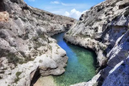 Die Meereshöhlen Wied iI-Ghasri sind auch bekannt als „Canyon am Meer“.