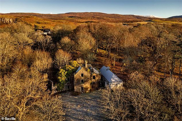 The former laird’s house dates back to the 1700s and was substantially added to in the 19th century