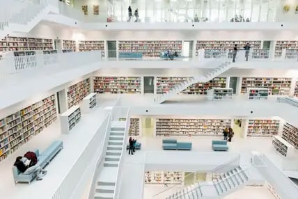 Die spektakuläre Innenansicht der Stadtbibliothek Stuttgart.