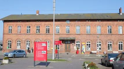 Den Demokratiebahnhof in Anklam gibt es seit 2014.