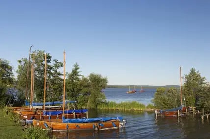 Erholungshighlight an der Spargelstraße: Das Steinhuder Meer in Niedersachsen.