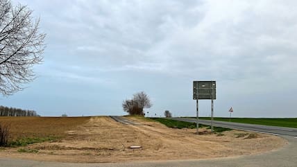 An der Doberaner Straße zwischen Schwaan und Ziesendorf wird ein neuer Radweg gebaut. Die Bauarbeiten sollen im Mai beendet werden.