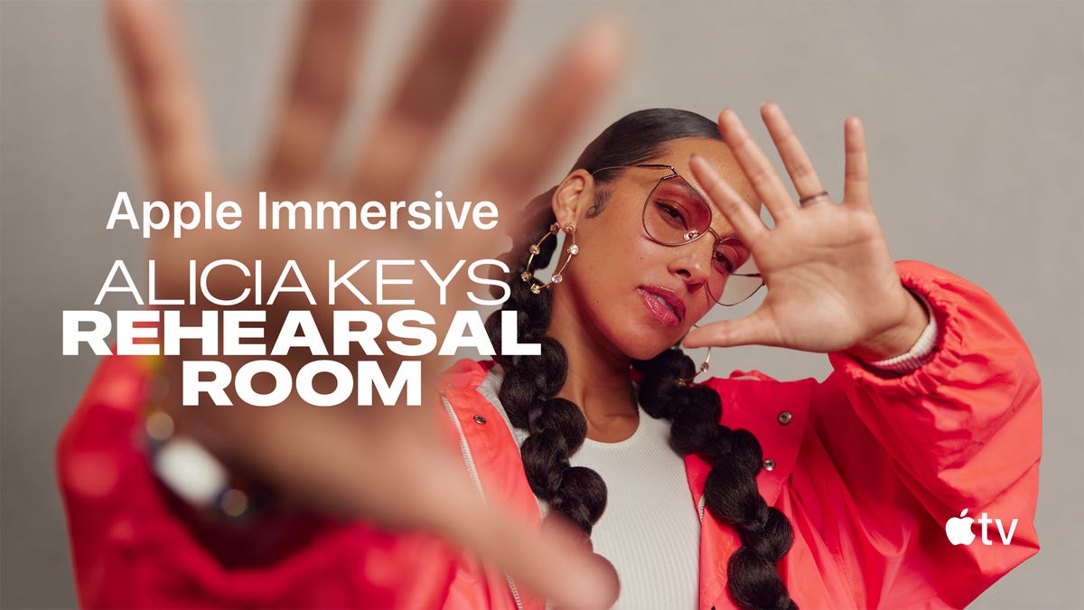 apple-vision-pro-entertainment-apple-immersive-video-alicia-keys-rehearsal-room-screen.png