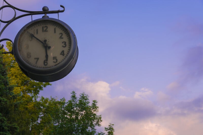 The science behind why people hate Daylight Saving Time so much