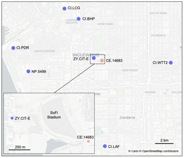 Map showing the concert venue and nearby seismic stations (circles) that recorded signals from the Swift concerts (blue). 