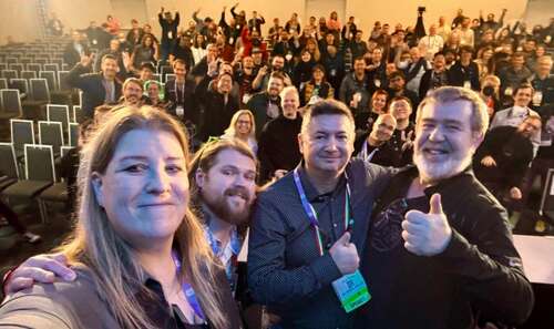 Tetris Reversed panel and audience selfie.