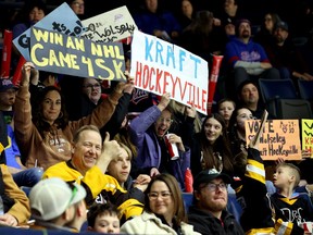 Kraft Hockeyville posters