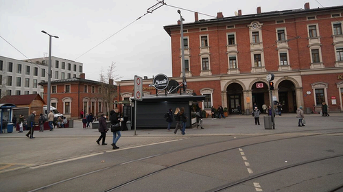 Der Pasinger Bahnhof. Noch dieses Jahr soll mit den Bauarbeiten für ein Fahrradparkhaus begonnen werden.