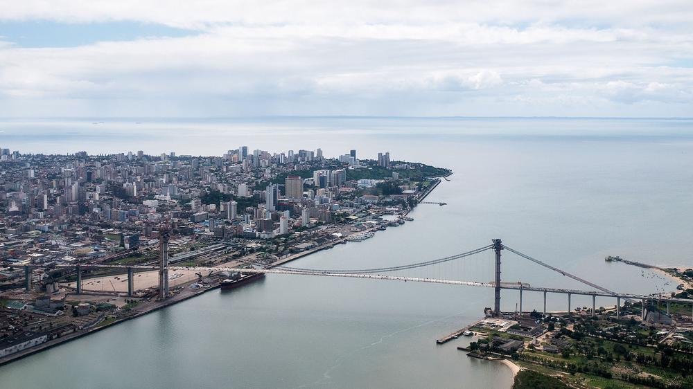 Mosambik: Blick auf Mozambiks Hauptstadt Maputo. Vor der Nordküste des afrikanischen Landes sind bei einem Bootsunglück über 90 Menschen gestorben.