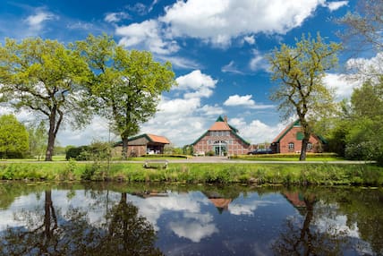 Der Elisabethfehnkanal im Frühling.