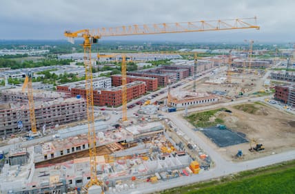 Hier wird gebaut: Mehrfamilienhäuser mit Tausenden Wohnungen entstehen. Aber insgesamt gibt es viel zu wenig Wohnraum in Deutschland.