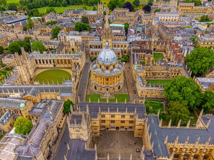 Kein Wunder, dass Oxford die Stadt der träumenden Türme genannt wird.