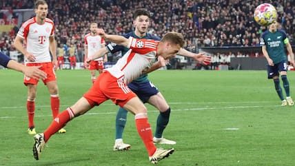 Joshua Kimmich hat den FC Bayern gegen den FC Arsenal zum Sieg geköpft.