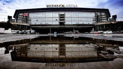 Schalke 04 erwägt offenbar den Verkauf der Veltins Arena.