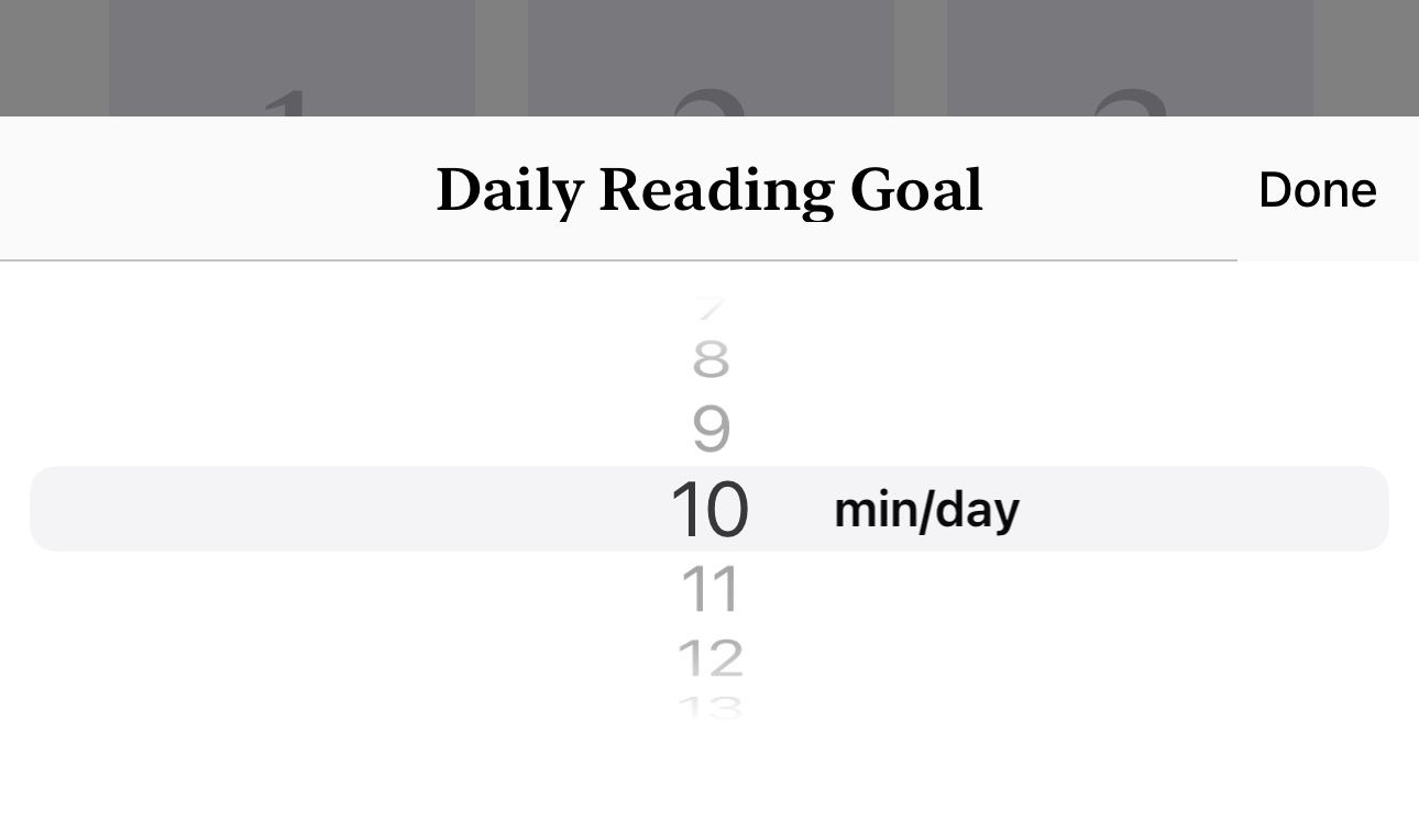 Setting a daily reading goal in Apple Books.