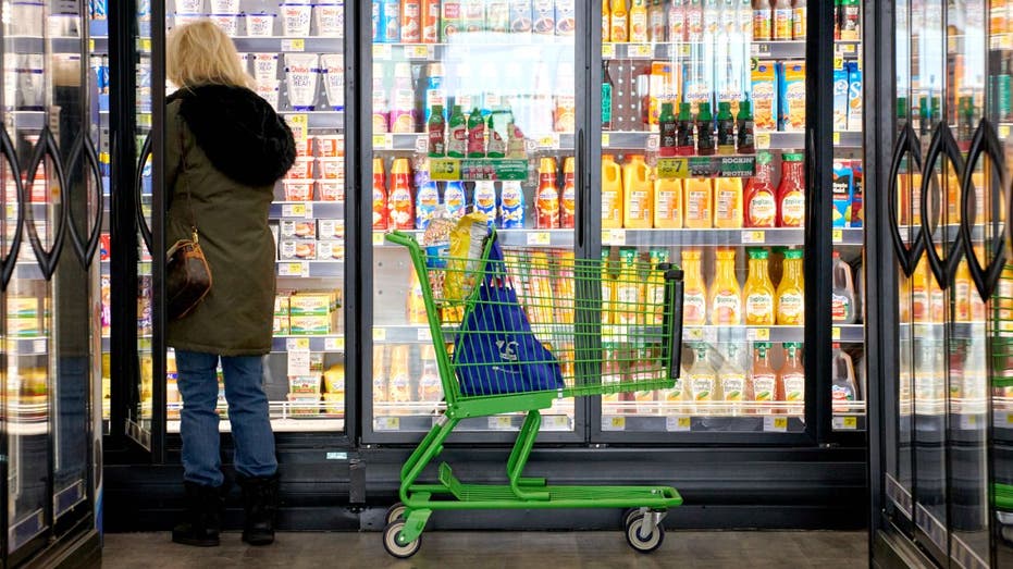 woman grocery shopping