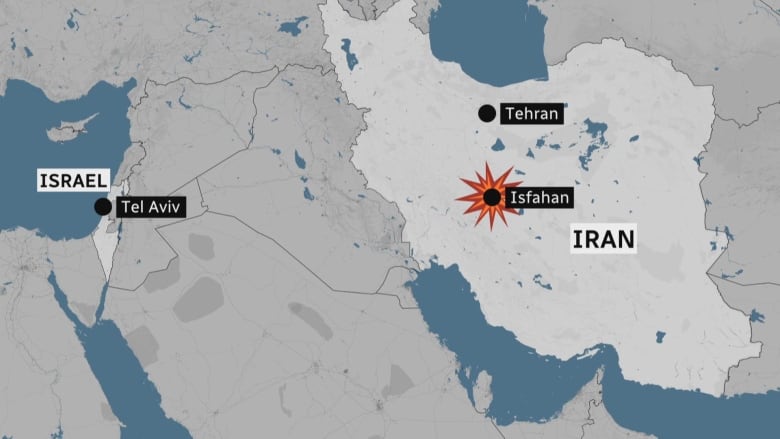 A map of Iran and Israel, highlighting the location of Isfahan.