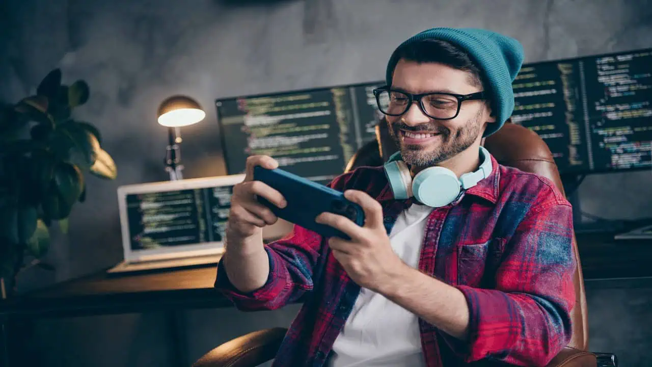 man-relaxing-on-phone