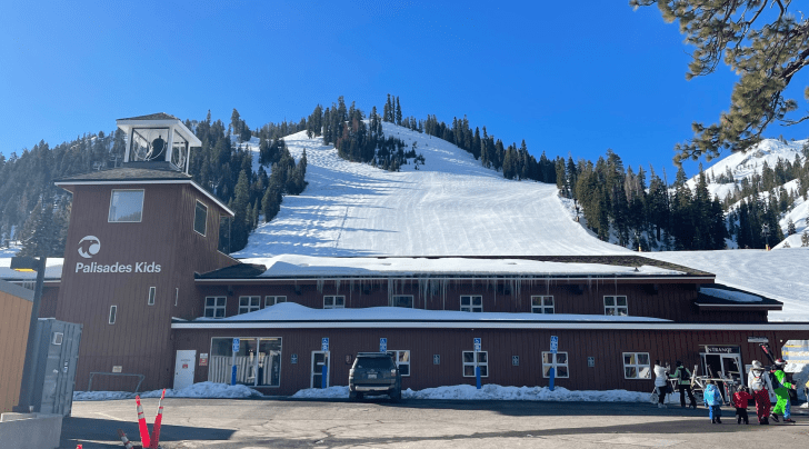 ski lessons at Palisades Kids Lake Tahoe - family ski vacation