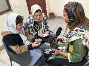 School for Afghan girls in Pakistan