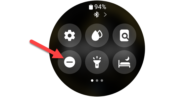 Do Not Disturb toggle on Samsung Galaxy Watch.