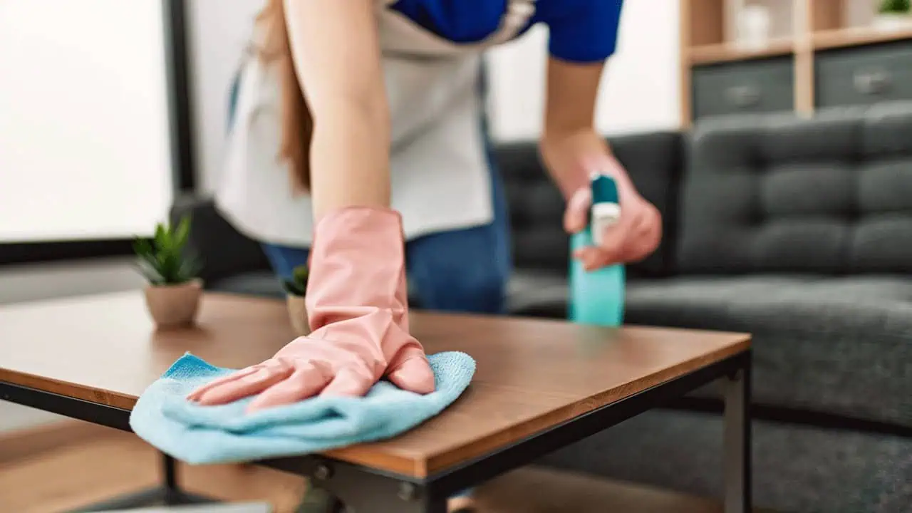 woman-cleaning