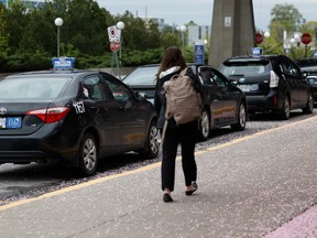 Taxis at the Ottawa train station