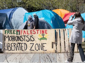 U of C encampment