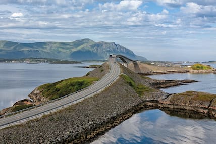 Lieber nur die Landschaft genießen, denn beim Eis wird es in Norwegen richtig teuer.