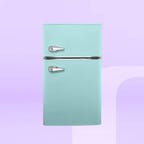 insignia-etro-3-1-cu-ft-mini-fridge-with-top-freezer