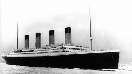 Der Luxusdampfer "Titanic" in einem undatierten Archivfoto