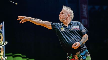 Eine Ikone des Darts-Sports: Peter Wright im vergangenen Jahr bei den Baltic Sea Darts Open in Kiel. Auch in diesem Jahr gastiert die Weltelite des Pfeilesports in der Wunderino-Arena.