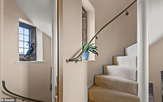 The internal staircase leads to two of the bedrooms as well as to the private roof terrace