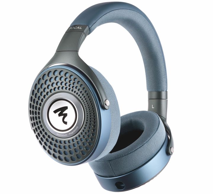 Focal Azurys wired closed-back headphones.