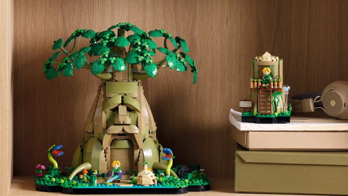 The Great Deku Tree Lego set.