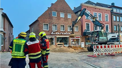 Mölln: DEm Geschäftshaus "Landau" droht der Einsturz.